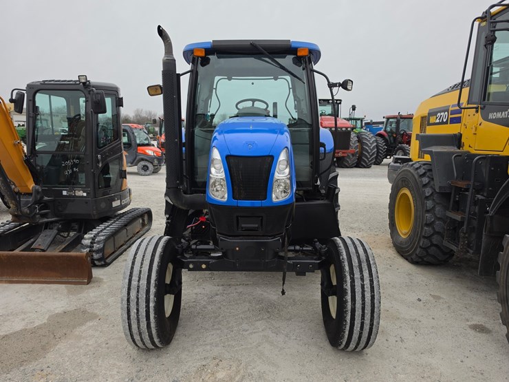 2006-new-holland-ts110a-image-2
