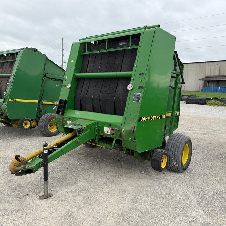JOHN DEERE 535
