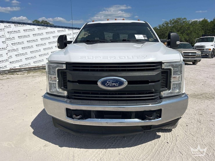 2019-ford-f250-image-27