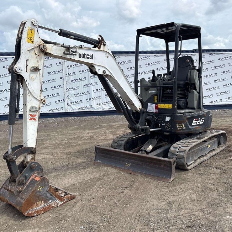 2020 BOBCAT E26