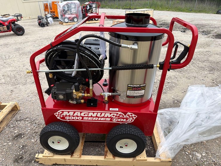 new-easy-kleen-magnum-gold-pressure-washer-image-1
