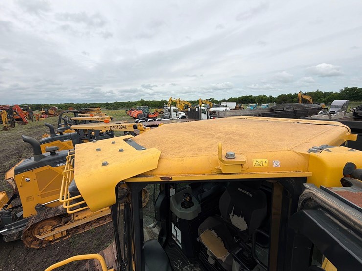 2020-komatsu-d61px-24-image-21