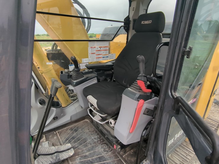 2023-kobelco-sk140sr-lc-7-image-17