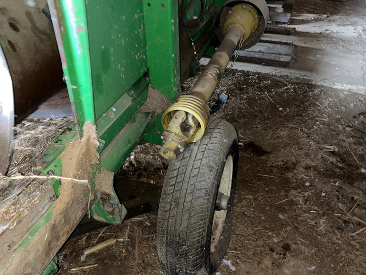 2004-john-deere-630f-image-29
