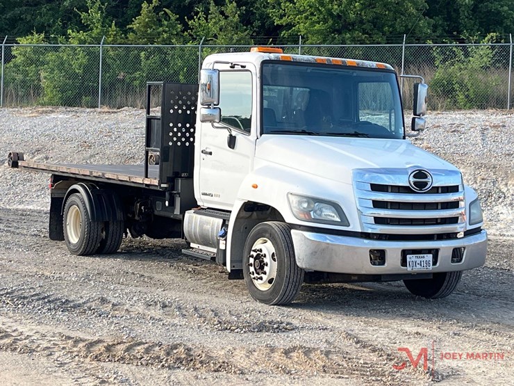 2017-hino-258alp-image-1