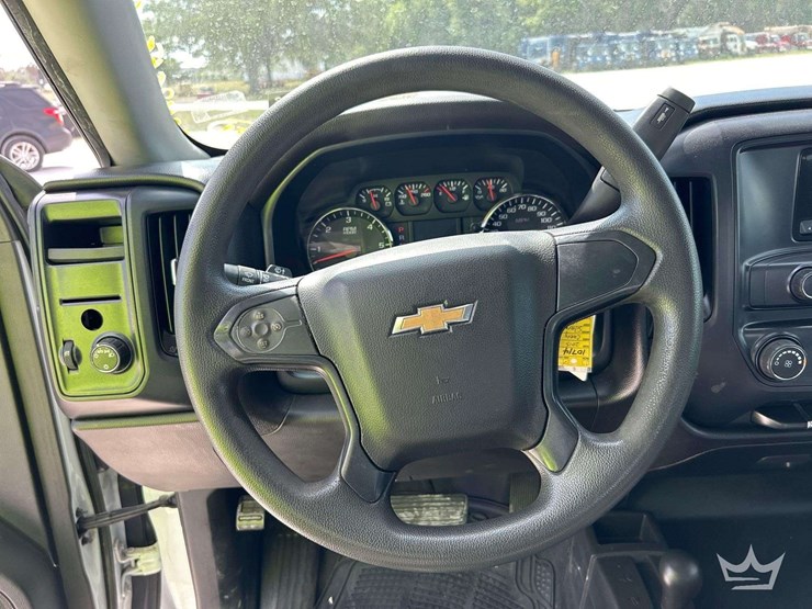 2015-chevrolet-silverado-1500-image-18