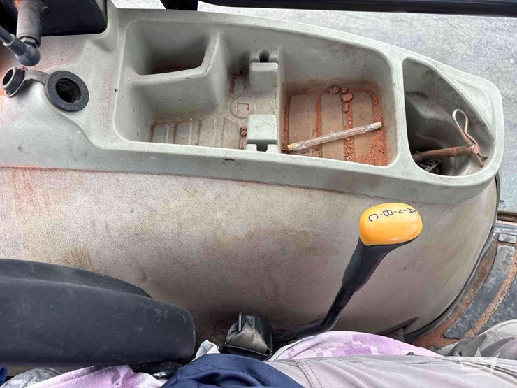 2010-john-deere-4720-image-15