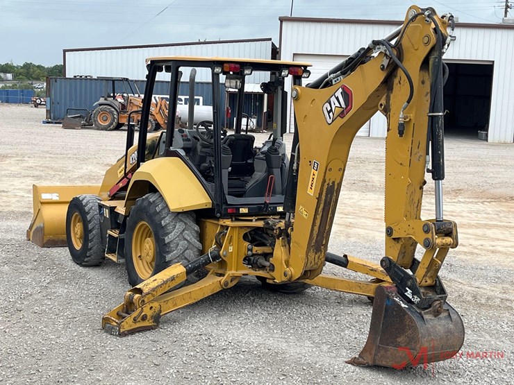 2021-caterpillar-420-image-4