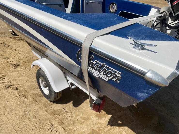 #2001-•-1965-glastron-14'-fiberglass-boat-(sells-with-bill-of-sale-only)-image-10
