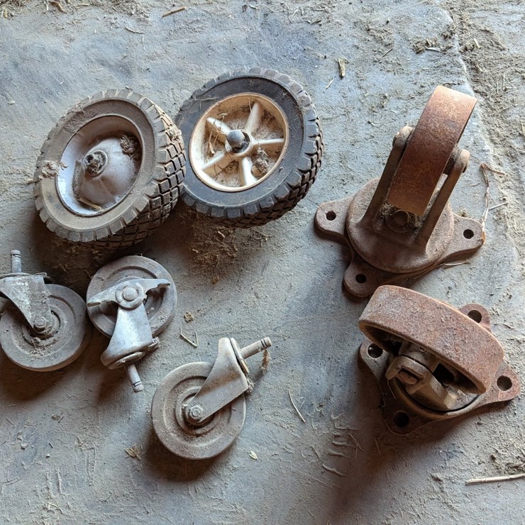 #5530 • Casters and Wheels