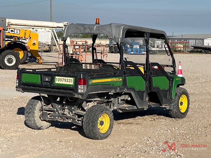 john-deere-xuv855m-utv-image-3
