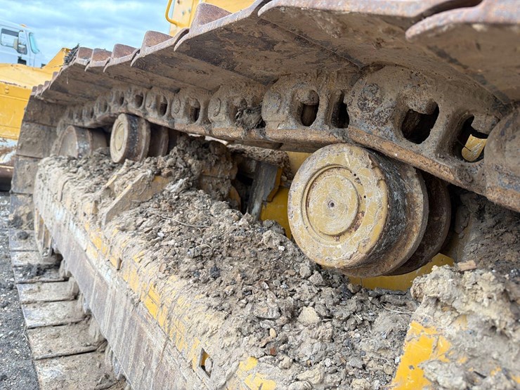 2022-deere-700l-xlt-image-13