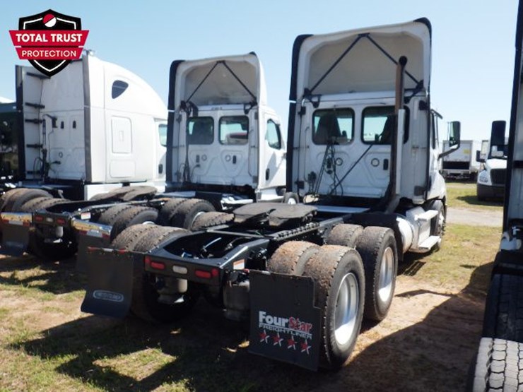 2021-freightliner-cascadia-116-image-9