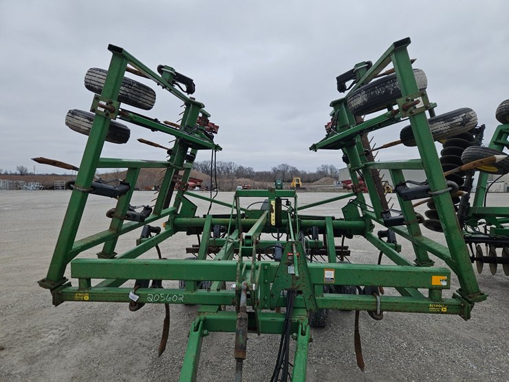 1998-john-deere-680-image-3
