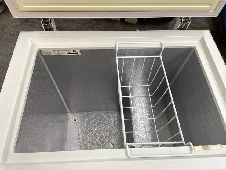 #6720-•-amana-chest-freezer-image-6