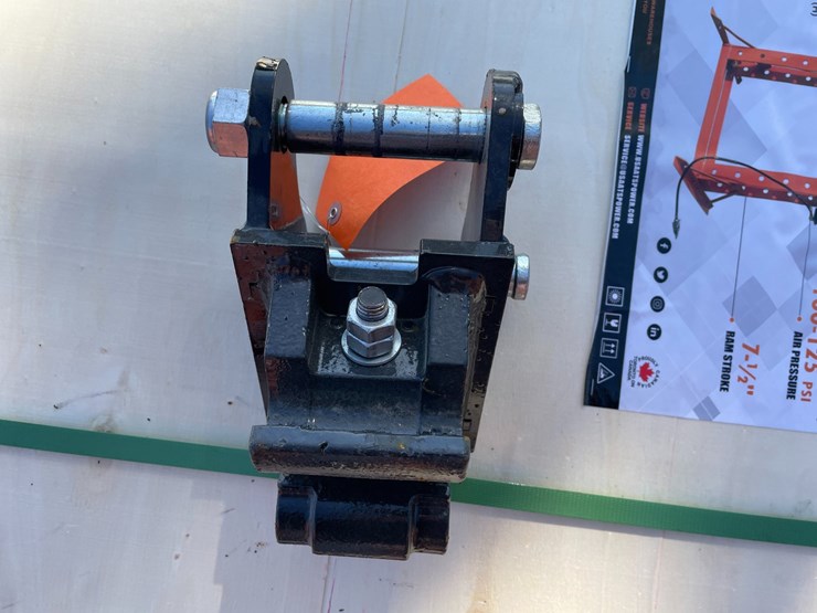 #2312-•-new-quick-hitch-attachment-image-1
