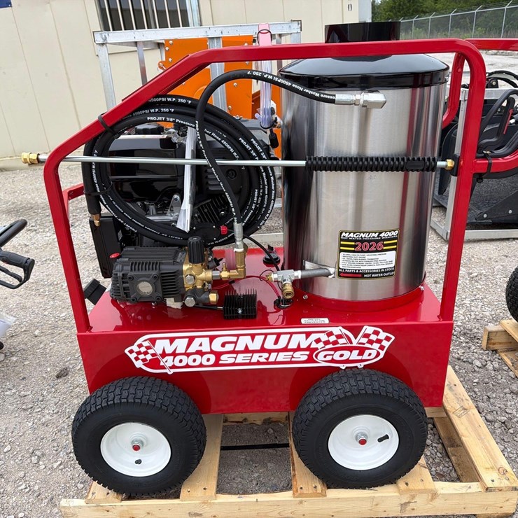 NEW EASY KLEEN MAGNUM GOLD PRESSURE WASHER