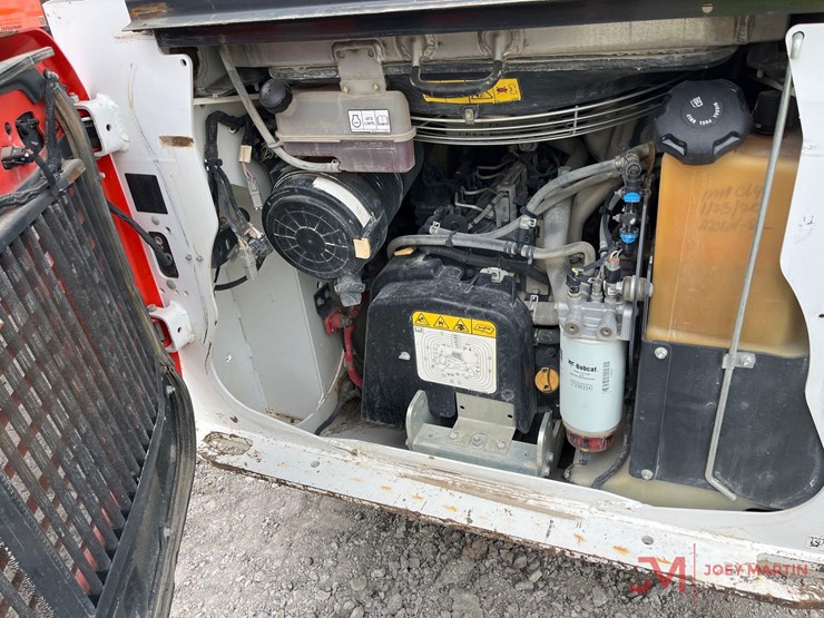 2020-bobcat-t76-image-9