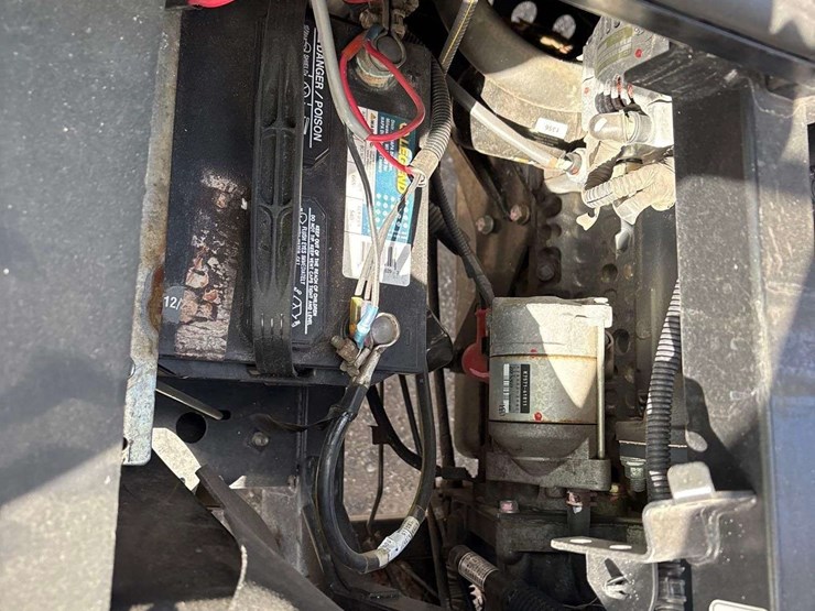 2018-kubota-rtv-x900-image-11