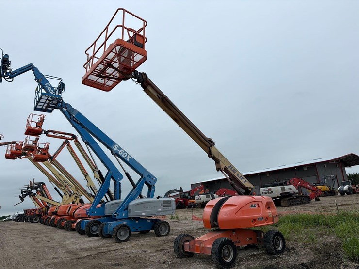 jlg-400s-image-3