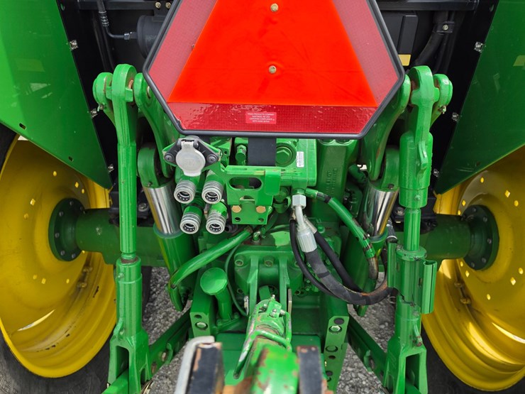 2007-john-deere-6415-image-15