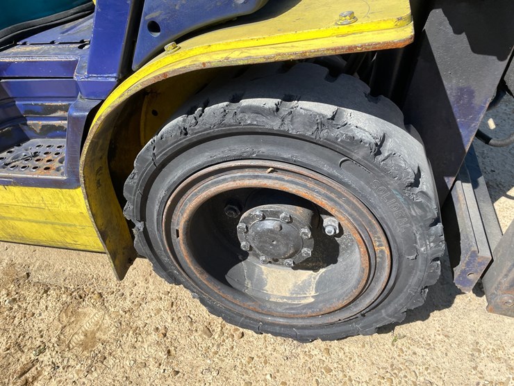 #308-•-komatsu-6,000-lbs,-propane-forklift-(non-moving)-image-59