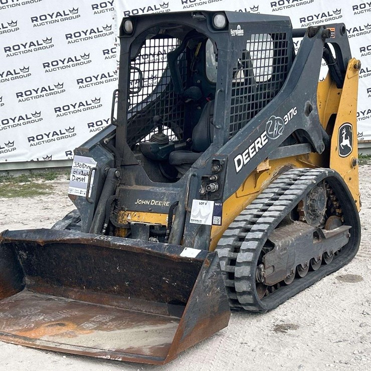 2023 DEERE 317G