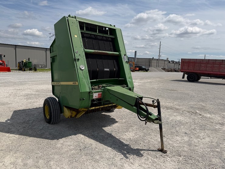 john-deere-430-image-9