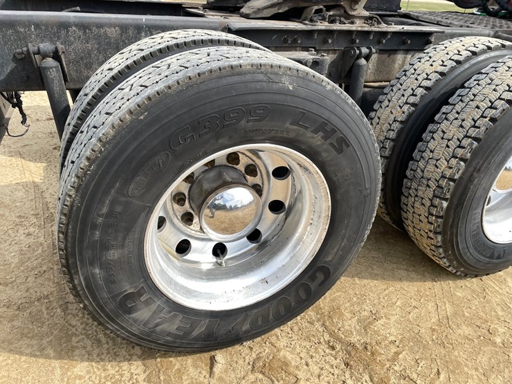 2008-kenworth-t660-image-114