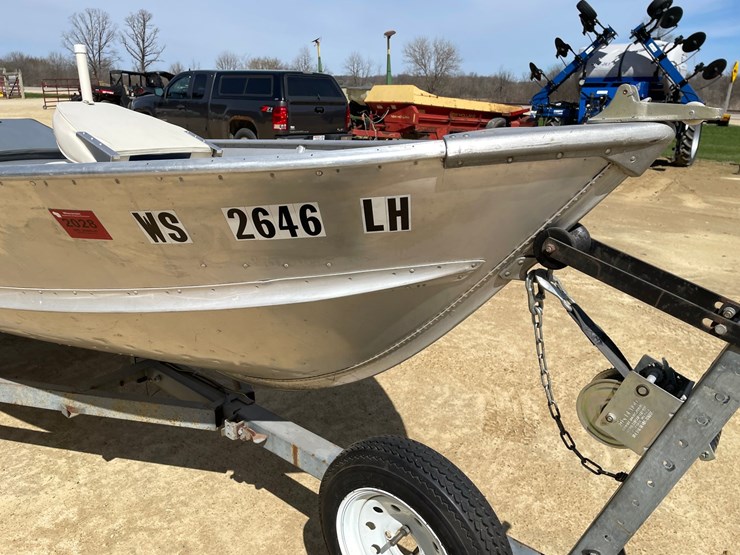 #2002-•-1979-14'-alumicraft-f7-boat-(sells-with-bill-of-sale-only)-image-14