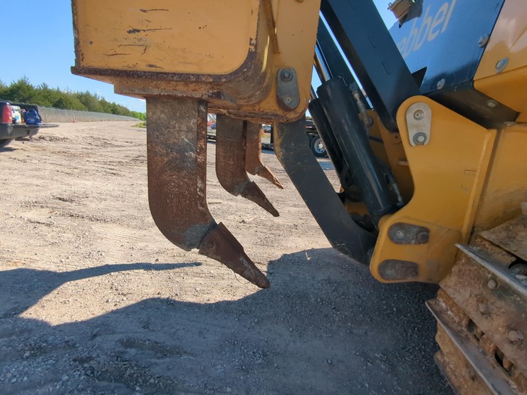 2022-deere-700l-xlt-image-17