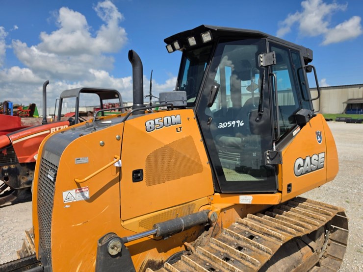 2014-case-850m-lt-image-7
