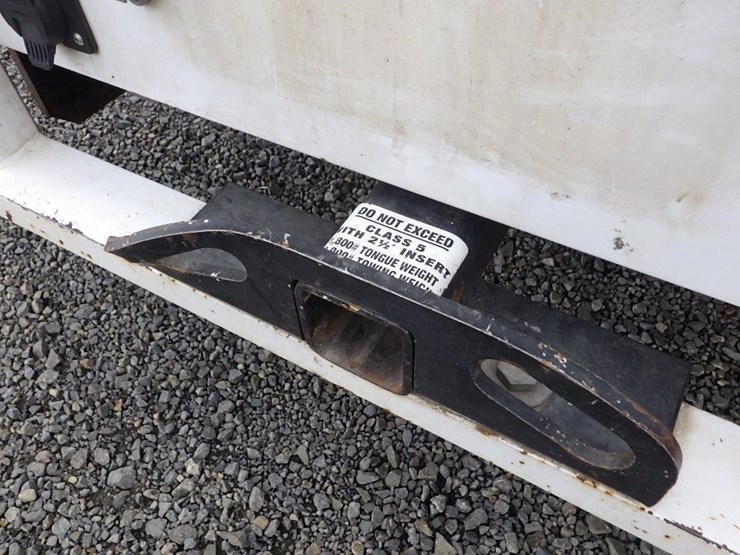 2020-ford-f550-image-11