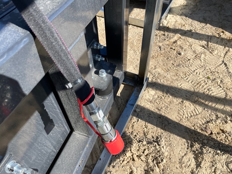 #2341-•-new-wolverine-skid-steer-screening-bucket-attachment-image-14
