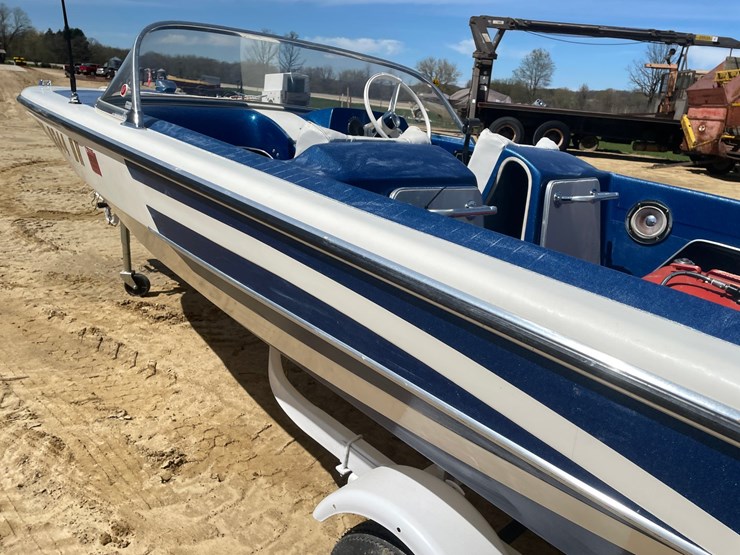 #2001-•-1965-glastron-14'-fiberglass-boat-(sells-with-bill-of-sale-only)-image-11