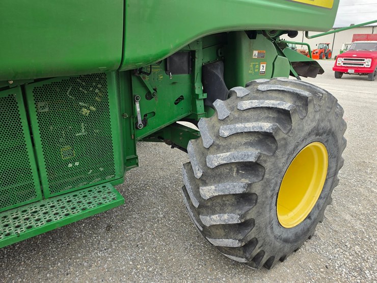 2004-john-deere-9660-sts-image-16