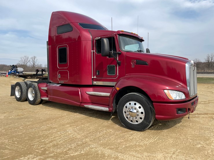 2008-kenworth-t660-image-3