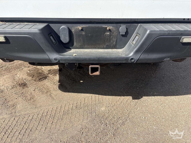 2016-ford-f150-image-10
