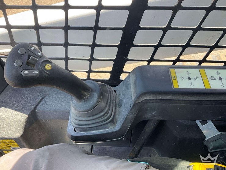 2023-bobcat-t62-image-14