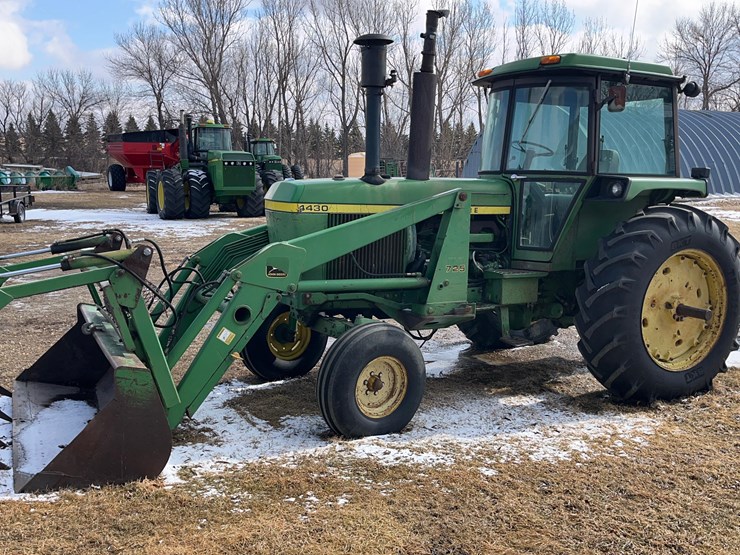 1975-john-deere-4430-image-2
