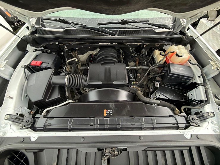 2020-chevrolet-3500-image-23