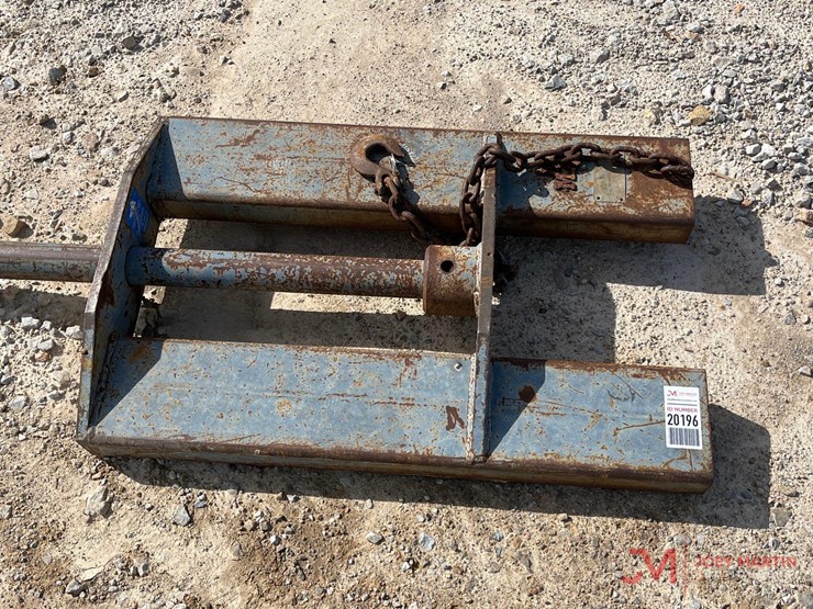 14'-carpet-pole-image-2