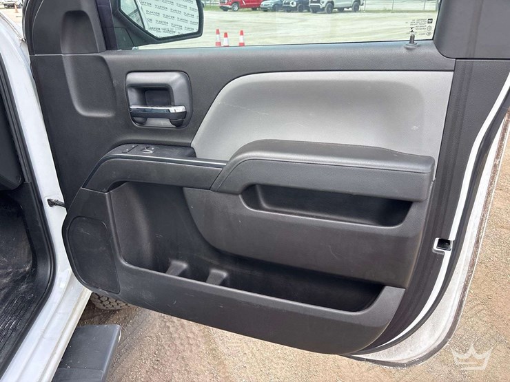 2018-gmc-sierra-2500hd-image-25