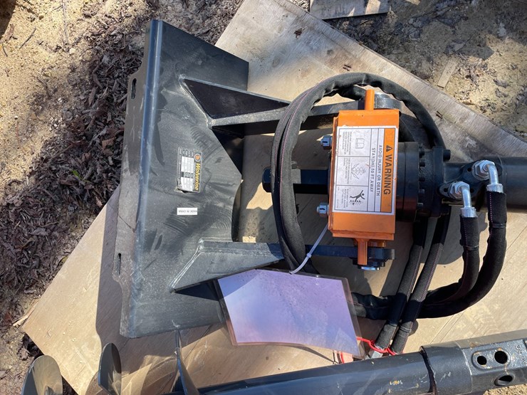 #2301-•-new-wolverine-mini-skid-steer-auger-drive-and-bit-attachment-image-4