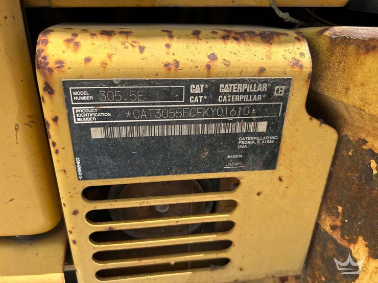 2013-caterpillar-305.5e-image-5