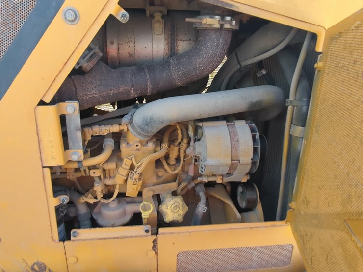 2023-deere-650-lgp-image-15