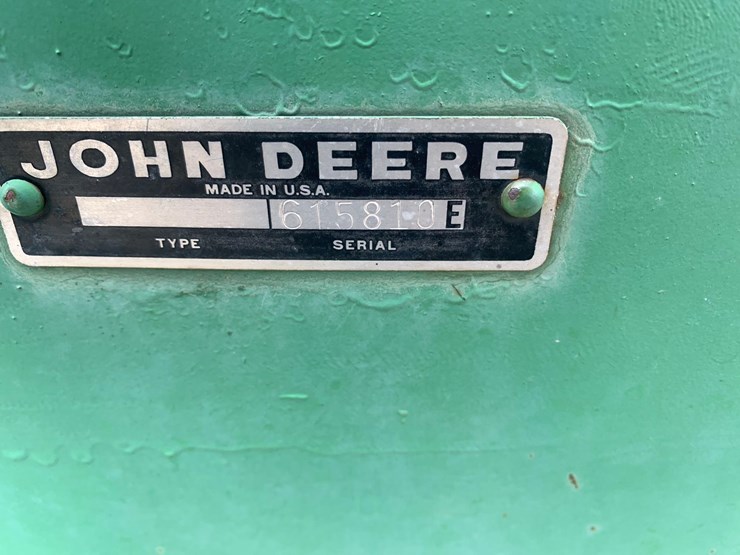 1982-john-deere-2320-image-14