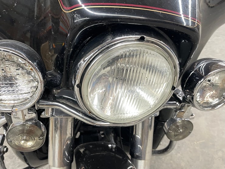 #210-•-2001-harley-davidson-ultra-classic-motorcycle-(has-wi-title)-image-61