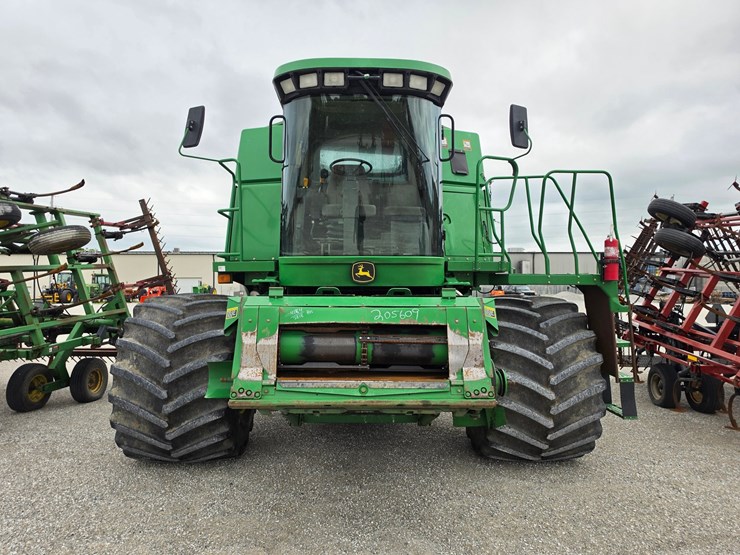 2004-john-deere-9660-sts-image-2