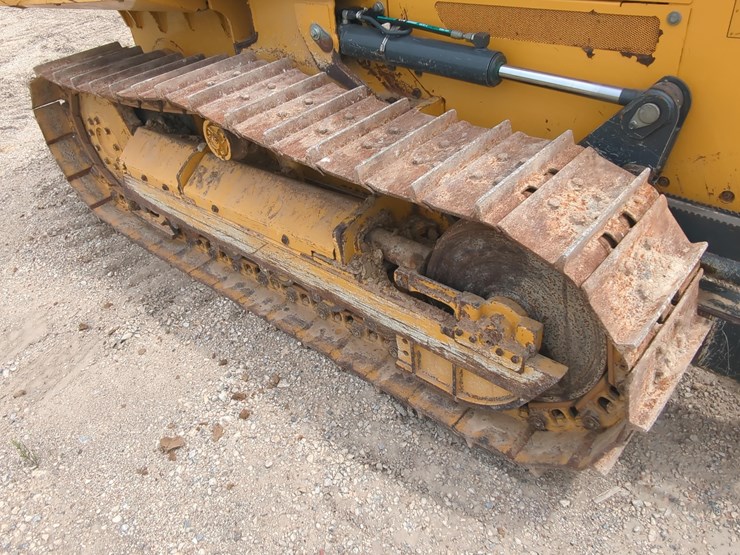 2022-deere-450-lt-image-9